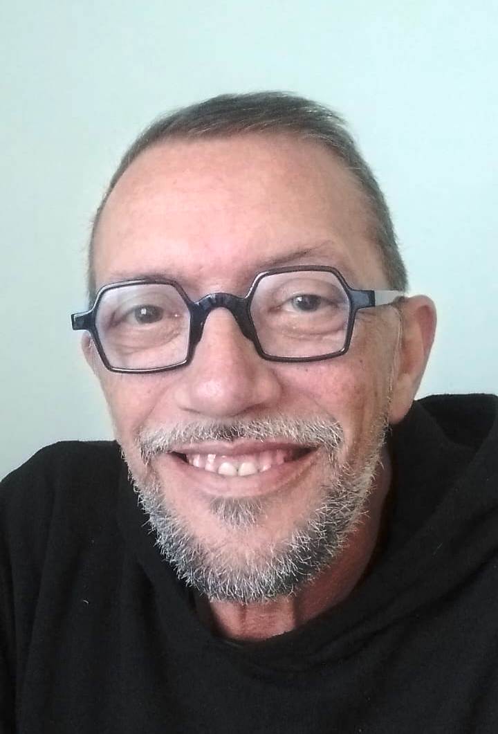 Philippe Orsoni, coach en développement personnel, astrologue, voyant et magnétiseur.