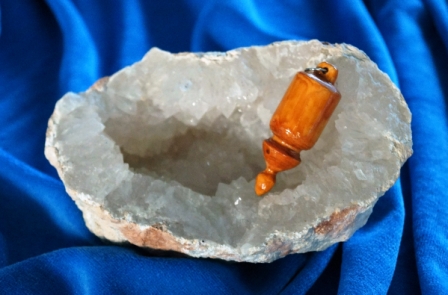 Pendule en bois pour la radiesthésie ou la voyance - Gort Pendule en bois pour la radiesthésie ou la voyance - Gort